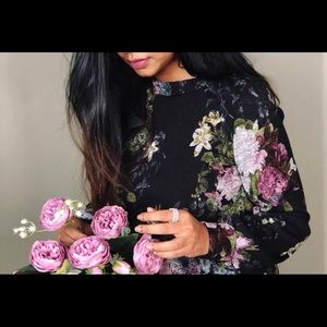 Floral top/ blouse